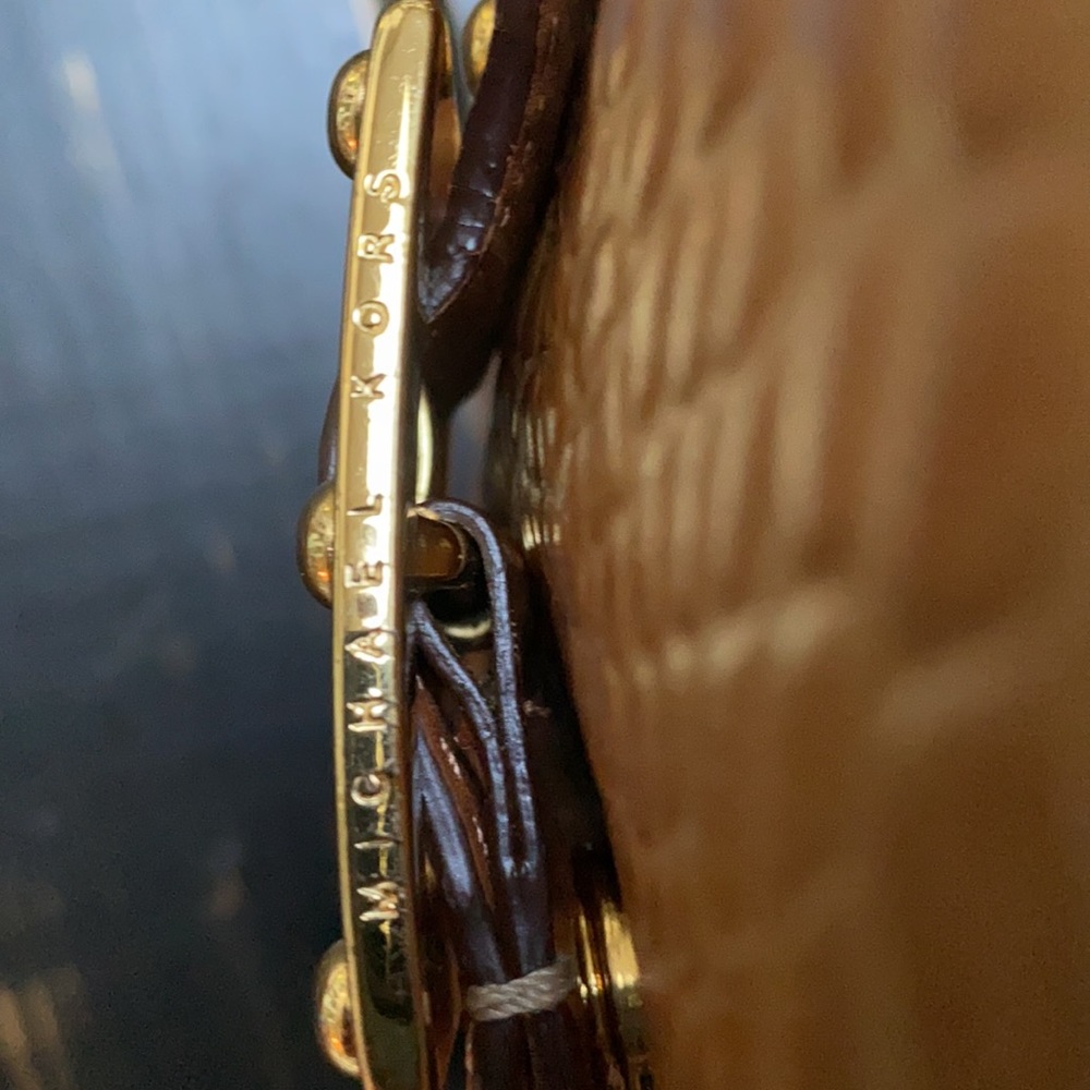 Michael Kors Brown Croc-Embossed Shoulder Bag - Picture 5 of 11
